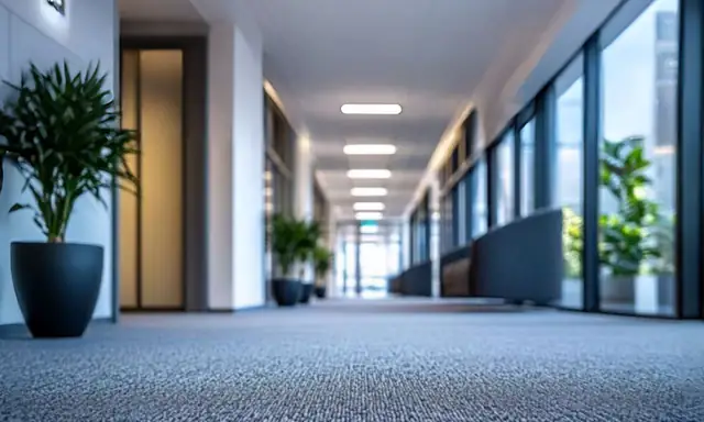 Nettoyage de tapis pour espaces commerciaux et bureaux à Montréal et en Rive-Sud — Groupe Avril.